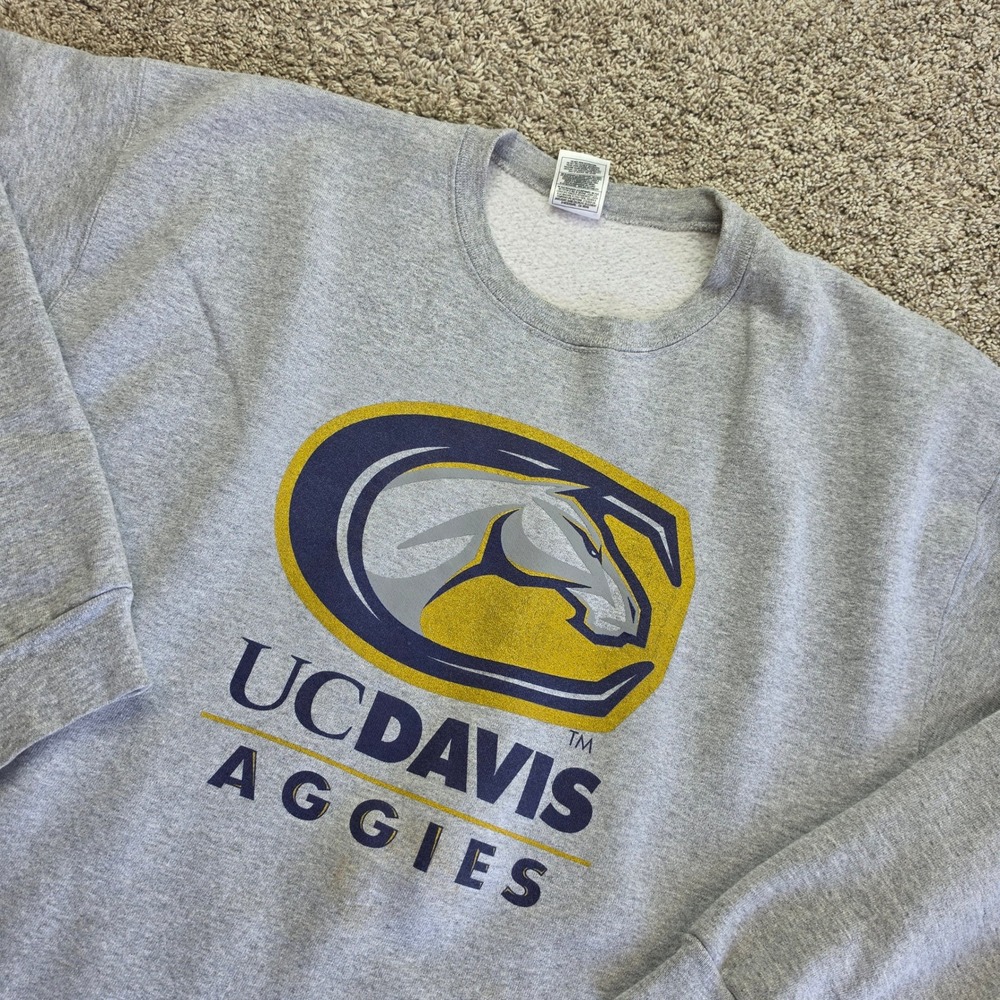 VINTAGE UC Davis Aggies Sweater Mens XL Gray Crewneck Sweatshirt NCAA Football